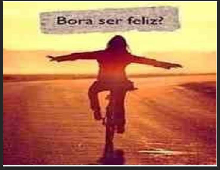 Você é Feliz ou vive a Felicidade alheia?