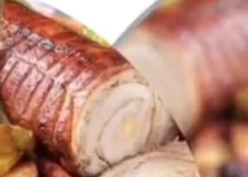 Filé de Salmão Grelhado com molho de queijo