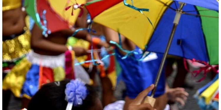Mulher no Carnaval: Todas Iguais!