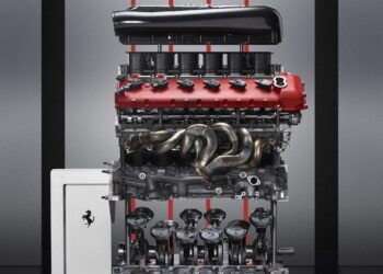 Um motor Ferrari. Poder e Performance. Pode ser sua Empresa