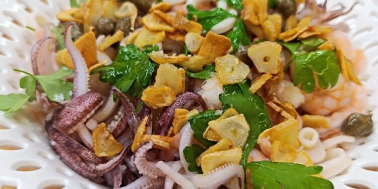 Salada de Frutos do Mar