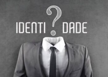 Desvendando a Identidade Pessoal