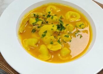 Caldo de Capelete