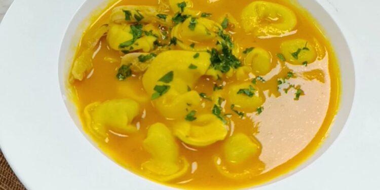 Caldo de Capelete