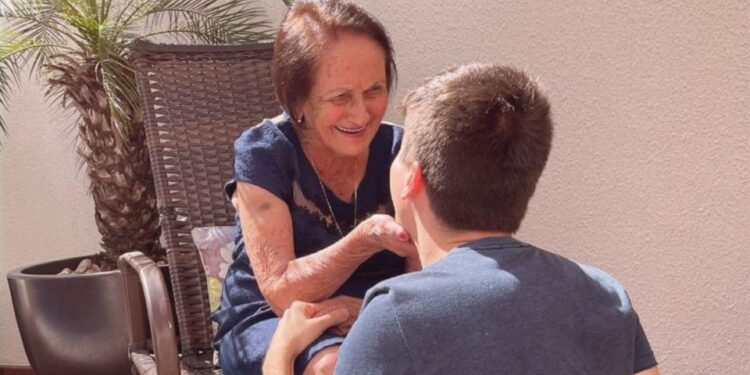 Alzheimer: Quando os filhos viram pais