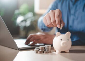 Os Benefícios e Desvantagens de Investir na Poupança