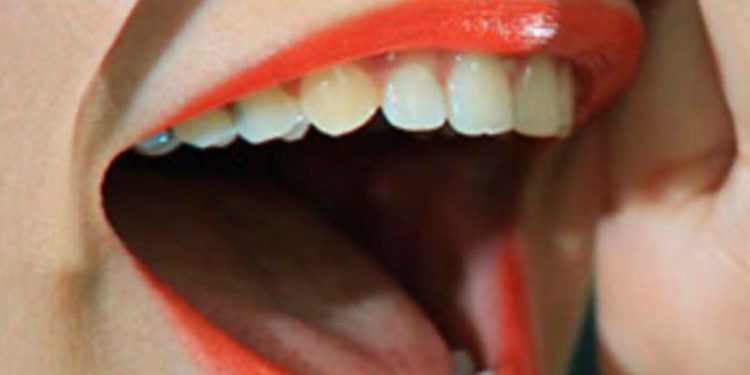 Infecções Virais: um impacto negativo em sua voz durante o Carnaval