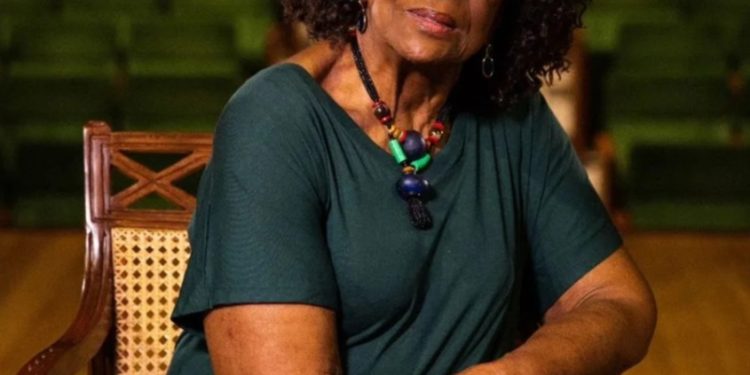 Léa Garcia: vamos relembrar sua história?