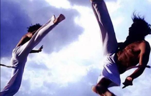 Capoeira no Carnaval: Roda Sagrada de Liberdade