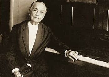 Anita Garibaldi: foi uma revolucionária brasileira que lutou pela República do Brasil