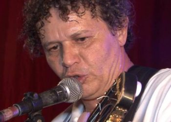 Johnny Bahia e suas canções na Web