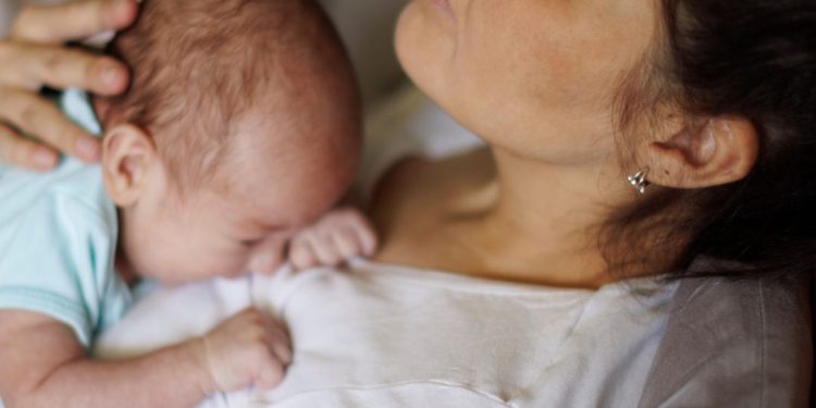 Quase todo mundo pergunta sobre  o bebê. Mas quem pergunta sobre como a mãe está?