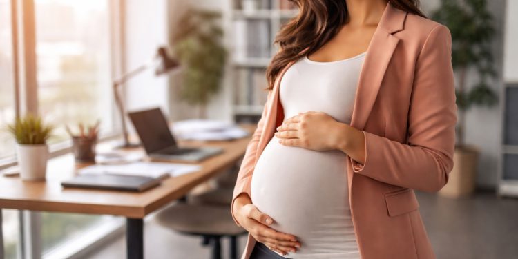 Demissão da Gestante: quando cabe reintegração e quando há direito à indenização