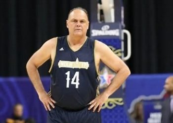 Oscar Schmidt: irmão do apresentador Tadeu Schmidt do “BBB 2026” morre aos 68 anos