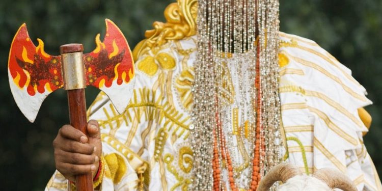 Xangô e o Carneiro: A Força da Justiça e do equilíbrio