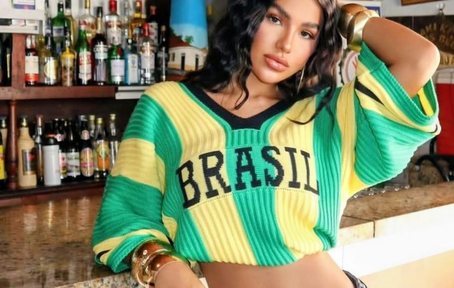 Vestidas de Brasil com a cara da Copa do Mundo 2026