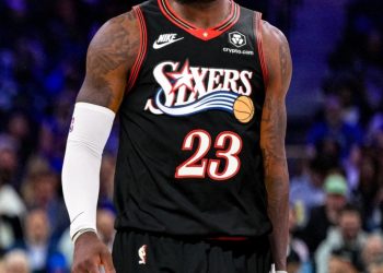 Philadelphia adquira Lebron, e o Leste ganha mais um favorito?