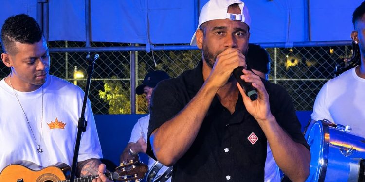 Pagode do Dhell marca presença em show em Salvador