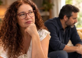 Amar não é suficiente quando vocês não conseguem compreender o que acontece entre vocês